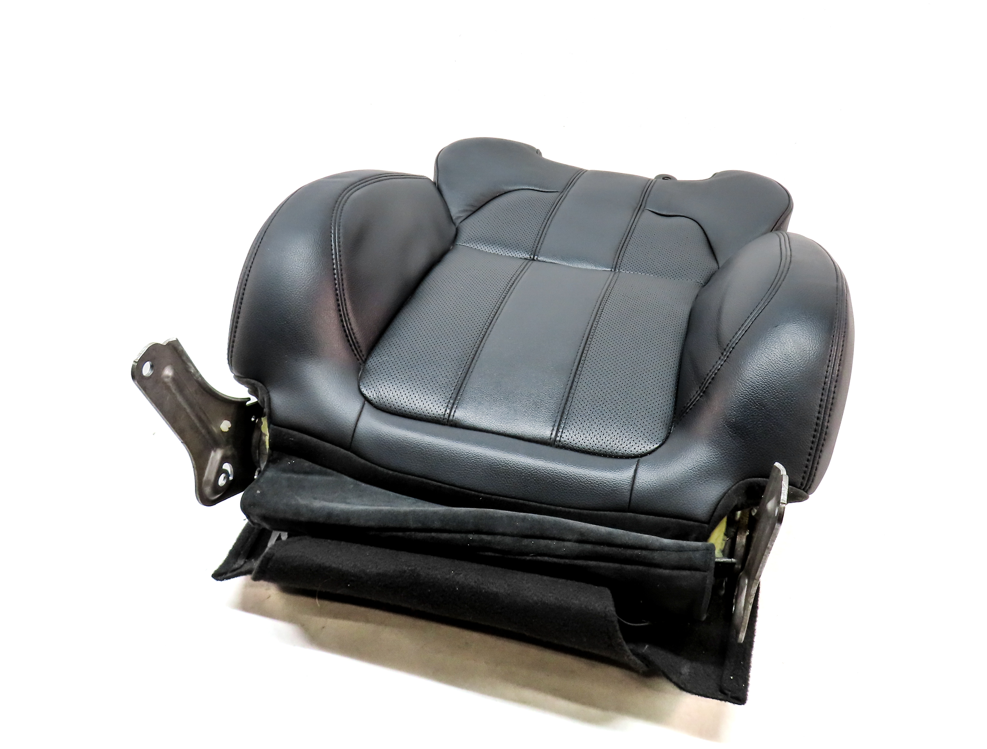 15 RANGE ROVER SPORT (L494) FRONT LEFT DRIVER UPPER HEATED SEAT CUSHION (BLACK) — exact item pictured